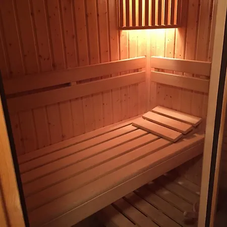 Апартаменты Apartments Huty *