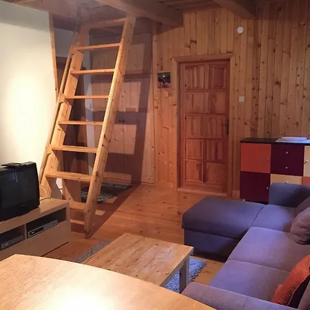Апартаменты Apartments Huty