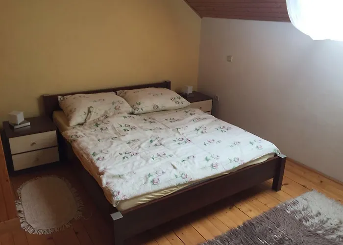 Apartments Huty * Huty